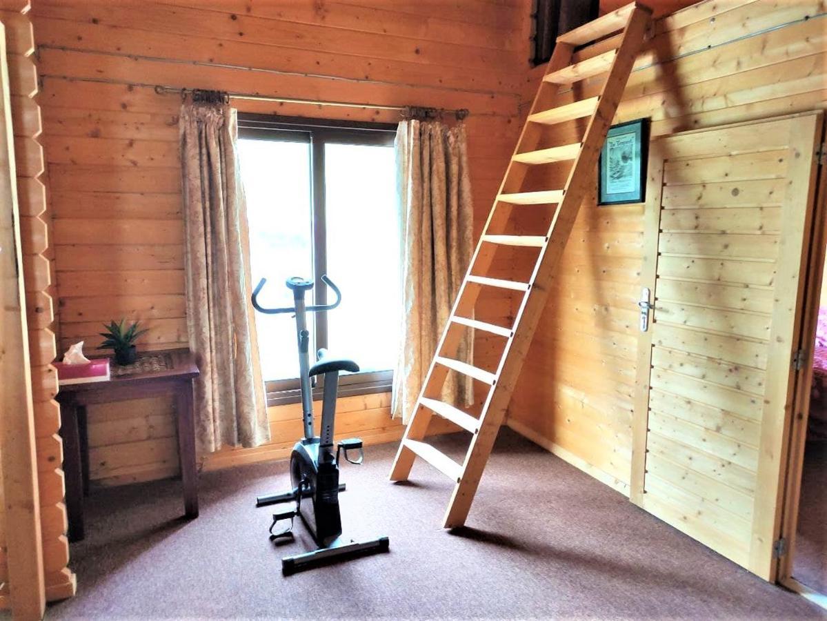 Kato Amiandos The Cosy Mountain Cabin With Stunning Views Near Troodos מראה חיצוני תמונה