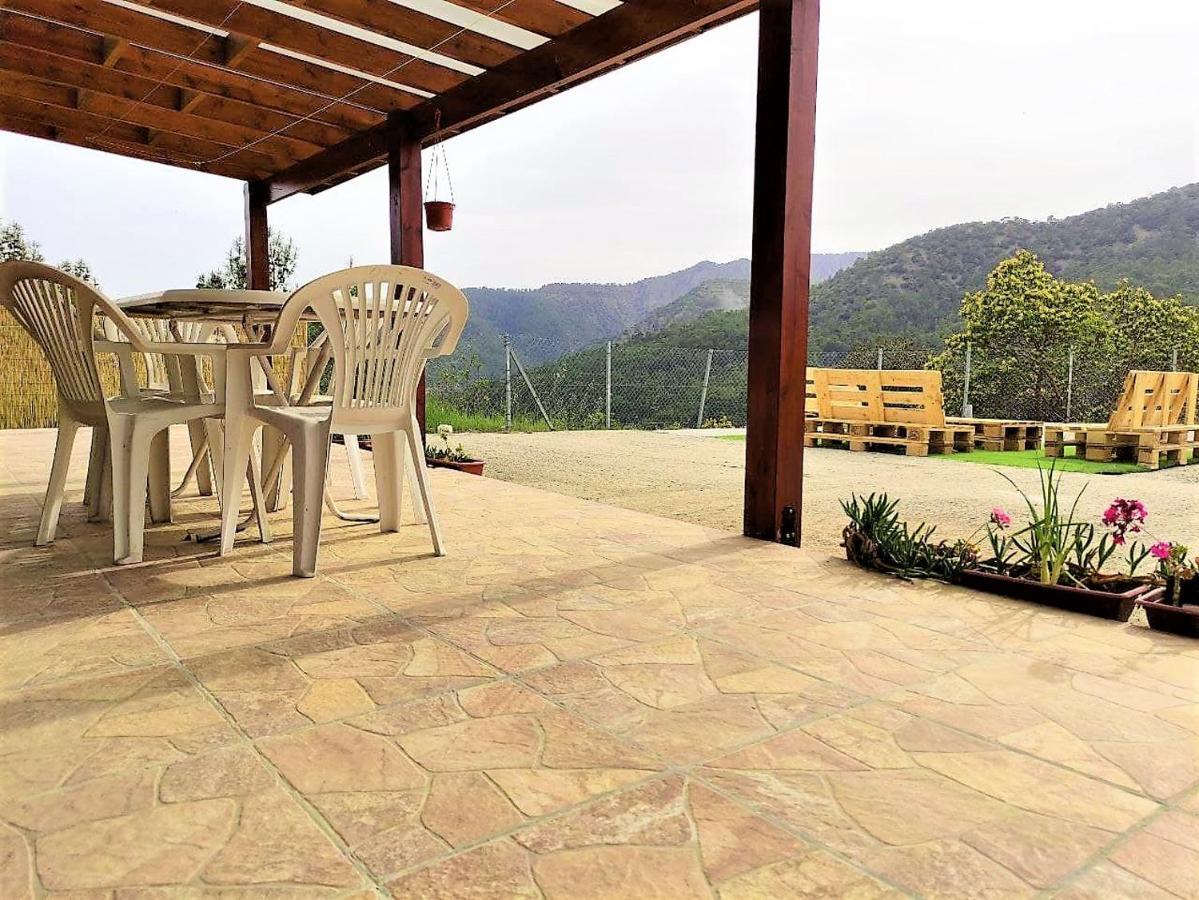 Kato Amiandos The Cosy Mountain Cabin With Stunning Views Near Troodos מראה חיצוני תמונה